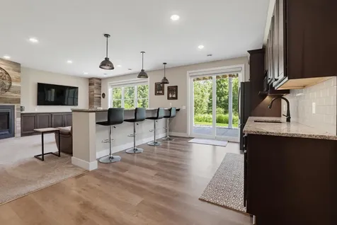 977 Pheasant Run S Lino Lakes MN 55014