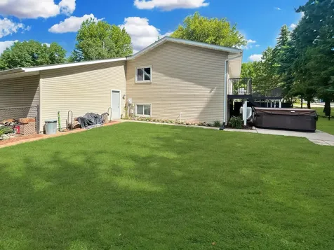 7170 Grangeview N Centerville MN 55038