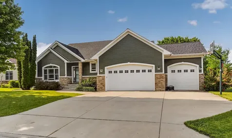 1415 Cottage Lane SE Owatonna MN 55060