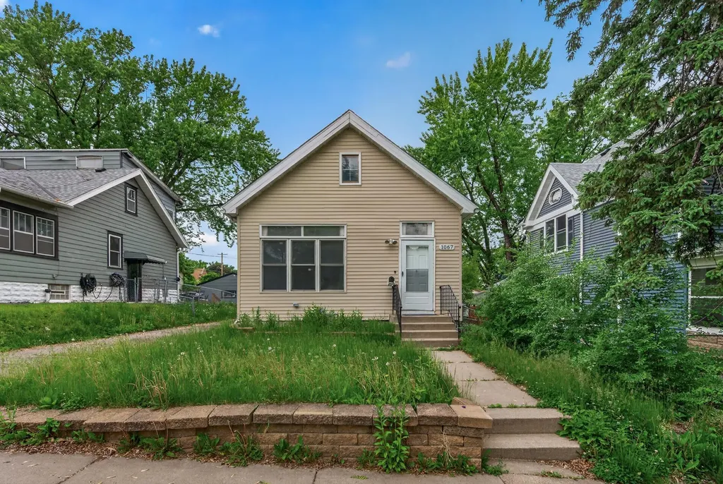 1067 Wilson Avenue Saint Paul MN 55106