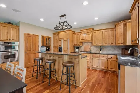 9858 Vagabond Lane N Maple Grove MN 55311