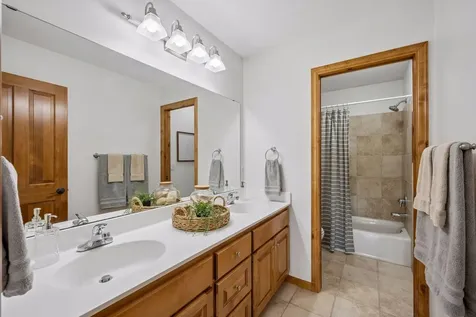 9858 Vagabond Lane N Maple Grove MN 55311