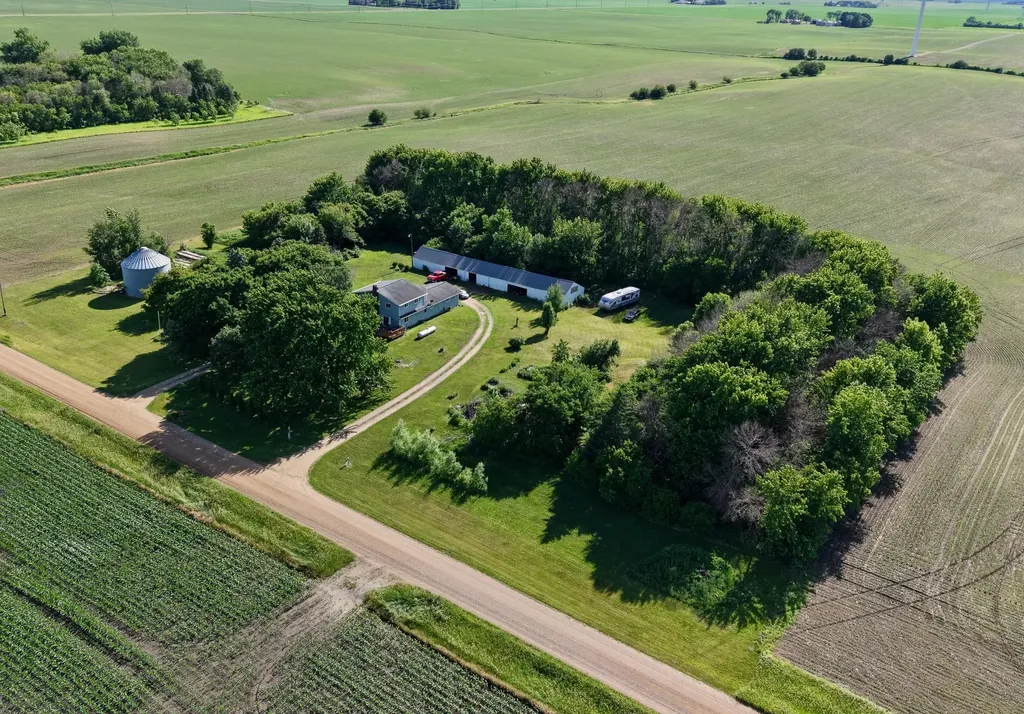 43365 590th Avenue Mountain Lake MN 56159