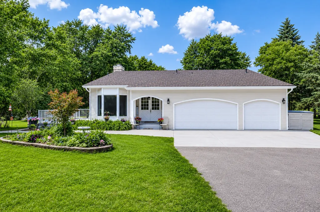 14890 Country Road Rogers MN 55374