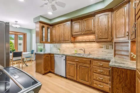 2350 Wells Wood Curve Bloomington MN 55431