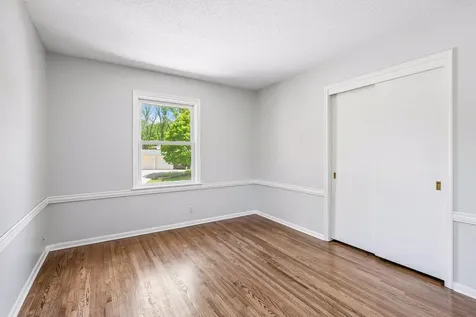 2350 Wells Wood Curve Bloomington MN 55431