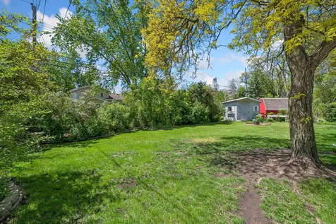 2350 Wells Wood Curve Bloomington MN 55431