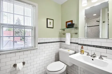 1855 Pinehurst Avenue Saint Paul MN 55116
