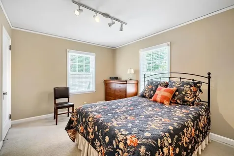 1855 Pinehurst Avenue Saint Paul MN 55116