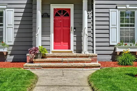 1855 Pinehurst Avenue Saint Paul MN 55116