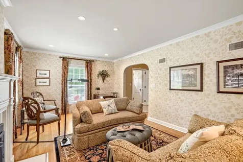 1855 Pinehurst Avenue Saint Paul MN 55116