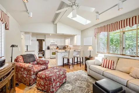 1855 Pinehurst Avenue Saint Paul MN 55116