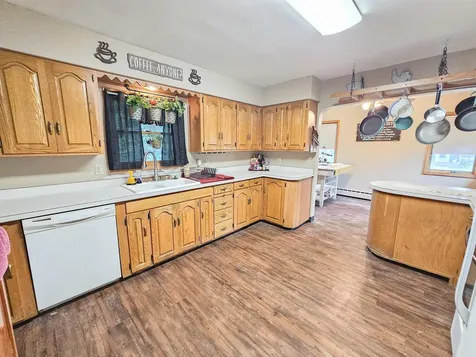 621 10th Avenue Clarkfield MN 56223