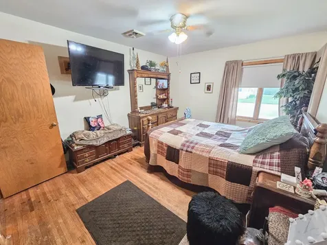 621 10th Avenue Clarkfield MN 56223