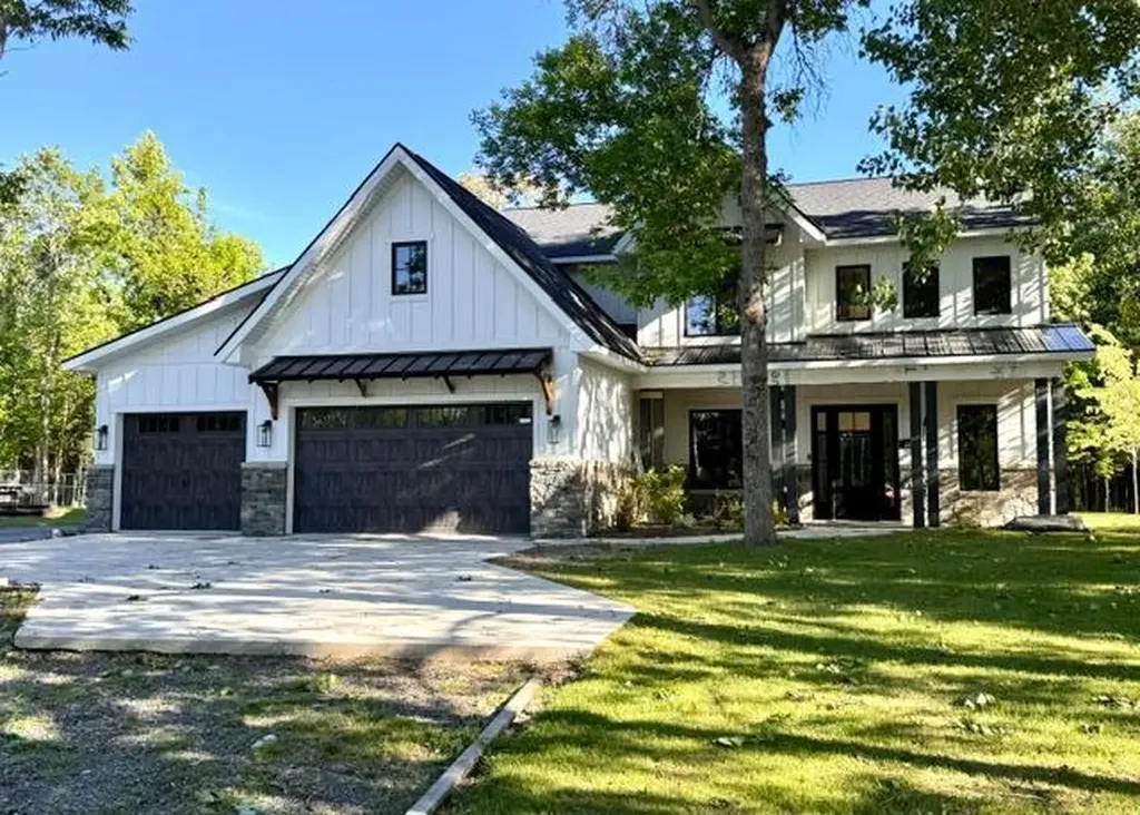 305 Shorewood Drive International Falls MN 56649
