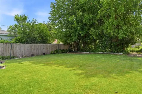 4040 Adair Avenue N Robbinsdale MN 55422