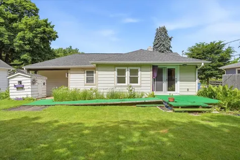 4040 Adair Avenue N Robbinsdale MN 55422