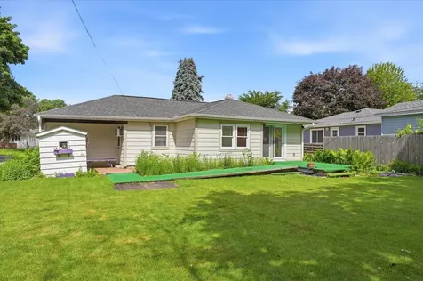 4040 Adair Avenue N Robbinsdale MN 55422