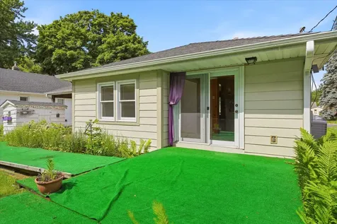 4040 Adair Avenue N Robbinsdale MN 55422