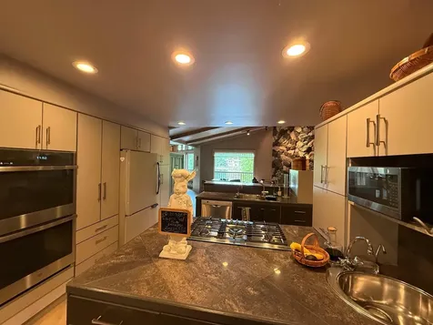 1794 26th Avenue NW New Brighton MN 55112