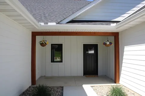 1720 High Tail Lane Mankato MN 56001