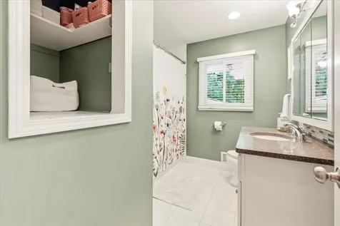 8435 Wesley Drive Golden Valley MN 55427