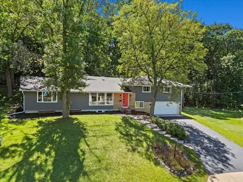 8435 Wesley Drive Golden Valley MN 55427