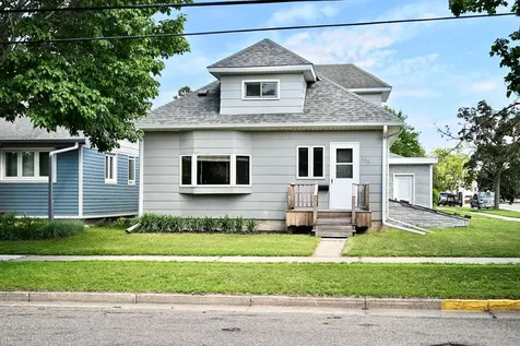 326 High Forest Street Winona MN 55987