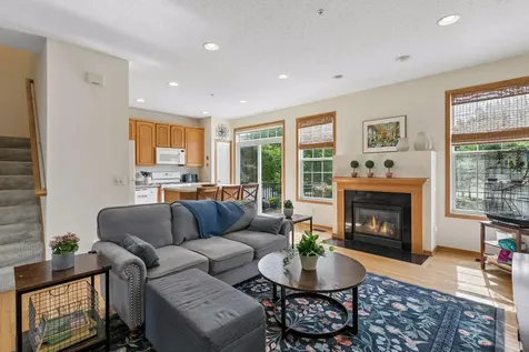 9993 Pincherry Lane Eden Prairie MN 55347