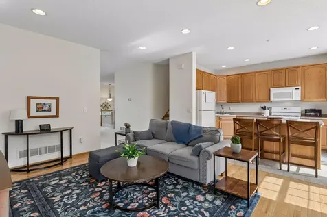 9993 Pincherry Lane Eden Prairie MN 55347