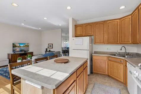 9993 Pincherry Lane Eden Prairie MN 55347