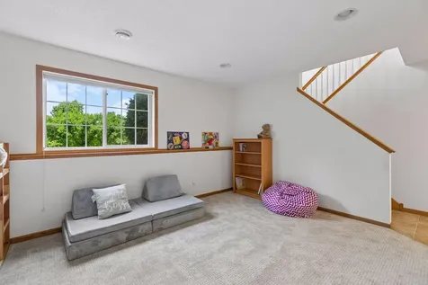 9993 Pincherry Lane Eden Prairie MN 55347
