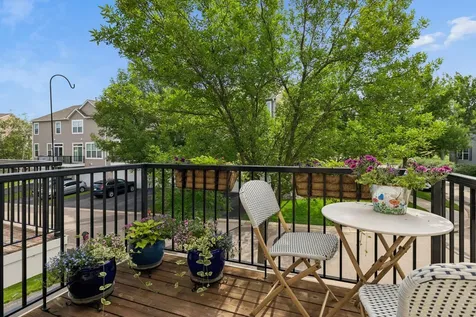 9993 Pincherry Lane Eden Prairie MN 55347