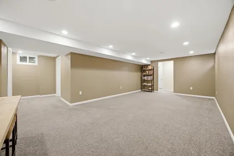 455 16th Avenue S Fargo ND 58103