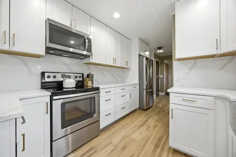455 16th Avenue S Fargo ND 58103