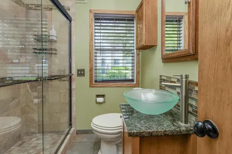 2087 Eldridge Avenue E North Saint Paul MN 55109