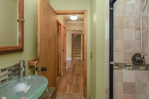 2087 Eldridge Avenue E North Saint Paul MN 55109
