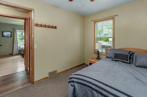 2087 Eldridge Avenue E North Saint Paul MN 55109