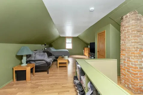 2087 Eldridge Avenue E North Saint Paul MN 55109
