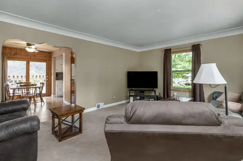 2087 Eldridge Avenue E North Saint Paul MN 55109
