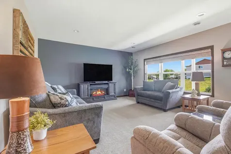 3547 Cove Point Circle NW Prior Lake MN 55372