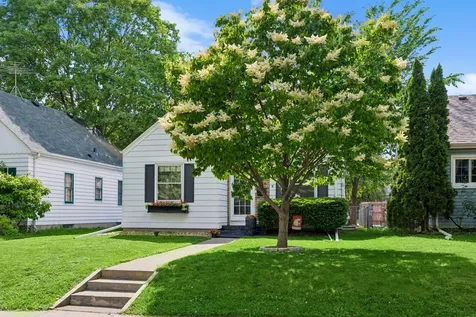 3206 Mckinley Street NE Minneapolis MN 55418