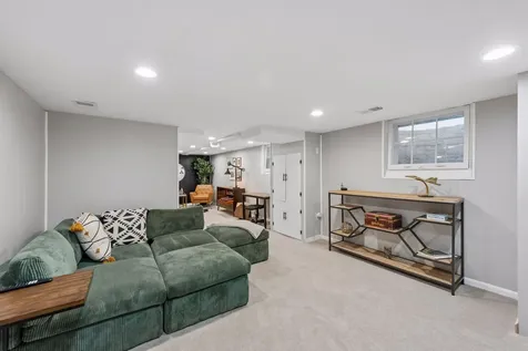 3206 Mckinley Street NE Minneapolis MN 55418