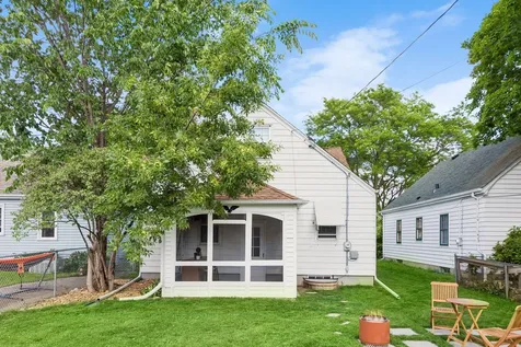 3206 Mckinley Street NE Minneapolis MN 55418