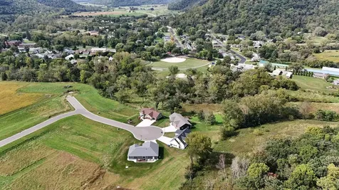 215 Pheasant Run Rollingstone MN 55969