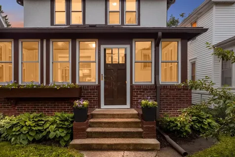 1202 Thomas Avenue Saint Paul MN 55104