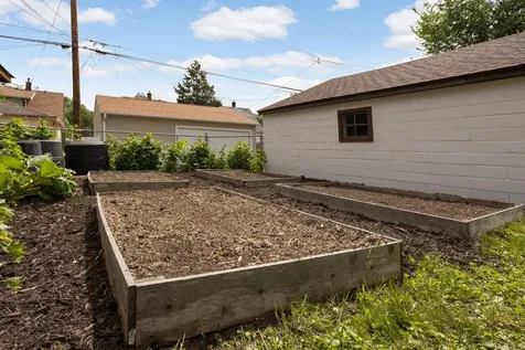 1202 Thomas Avenue Saint Paul MN 55104