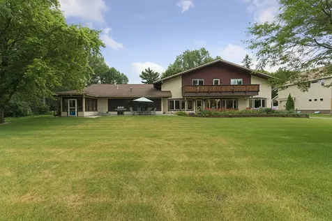 4151 Rice Street Shoreview MN 55126