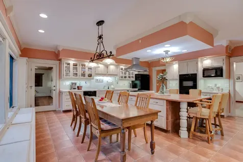 4151 Rice Street Shoreview MN 55126