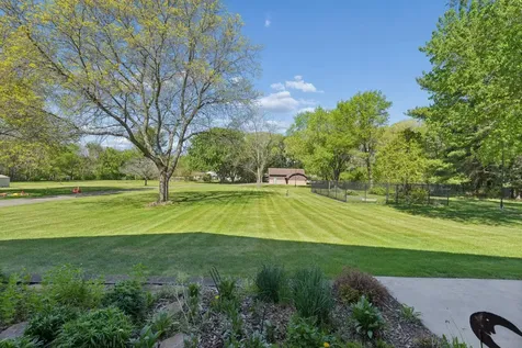 4151 Rice Street Shoreview MN 55126